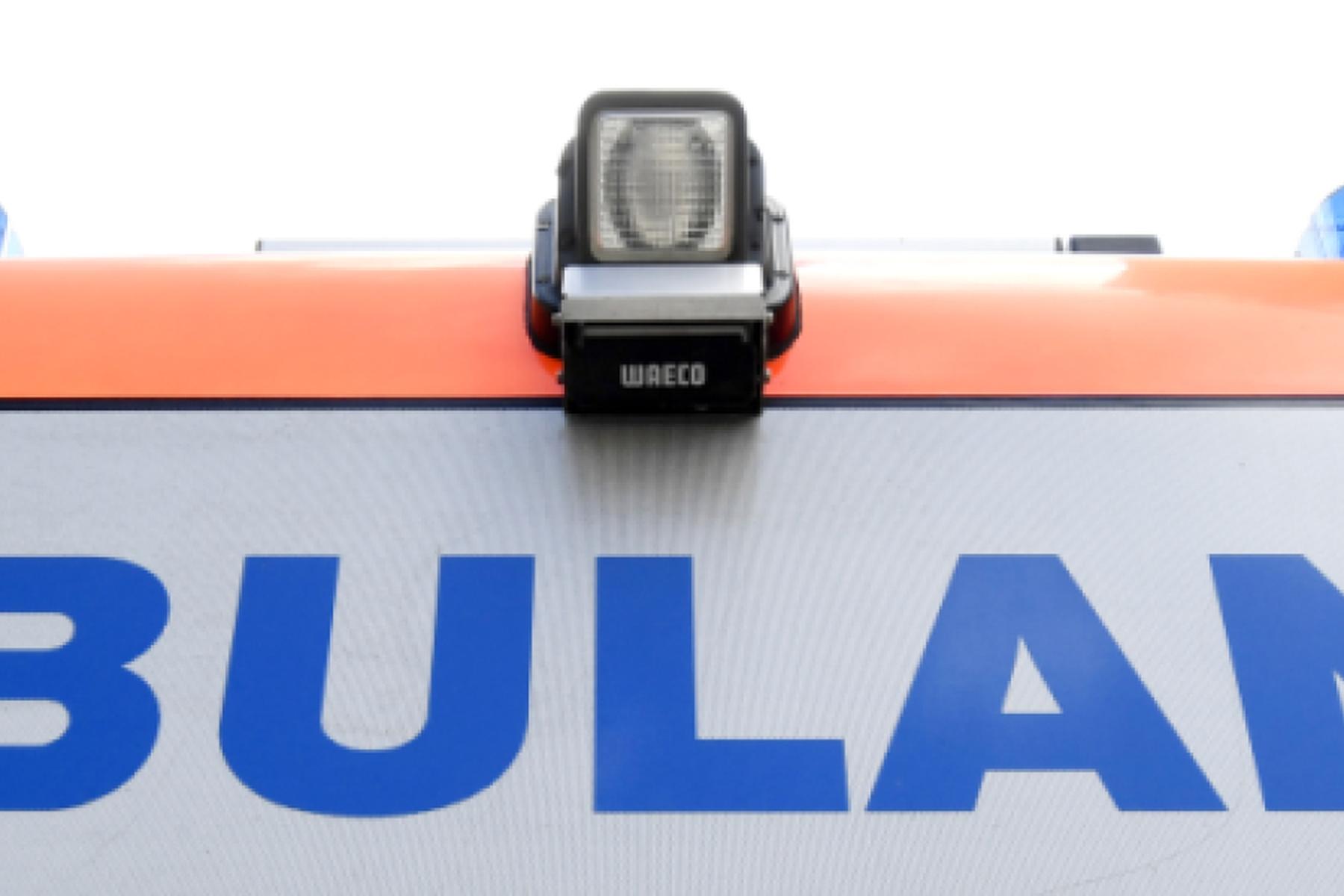 St. Jakob am Arlberg/Schönwies: Pkw-Unfall mit vier Verletzten in Tirol