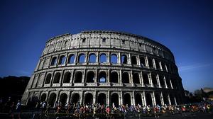 Das Kolosseum in Rom gehört zu den wichtigsten Sehenswürdigkeiten Italiens.