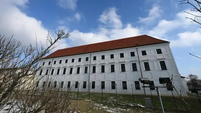 Auch die JA Münnichplatz kämpft mit Überbelag | Auch die JA Münnichplatz kämpft mit Überbelag