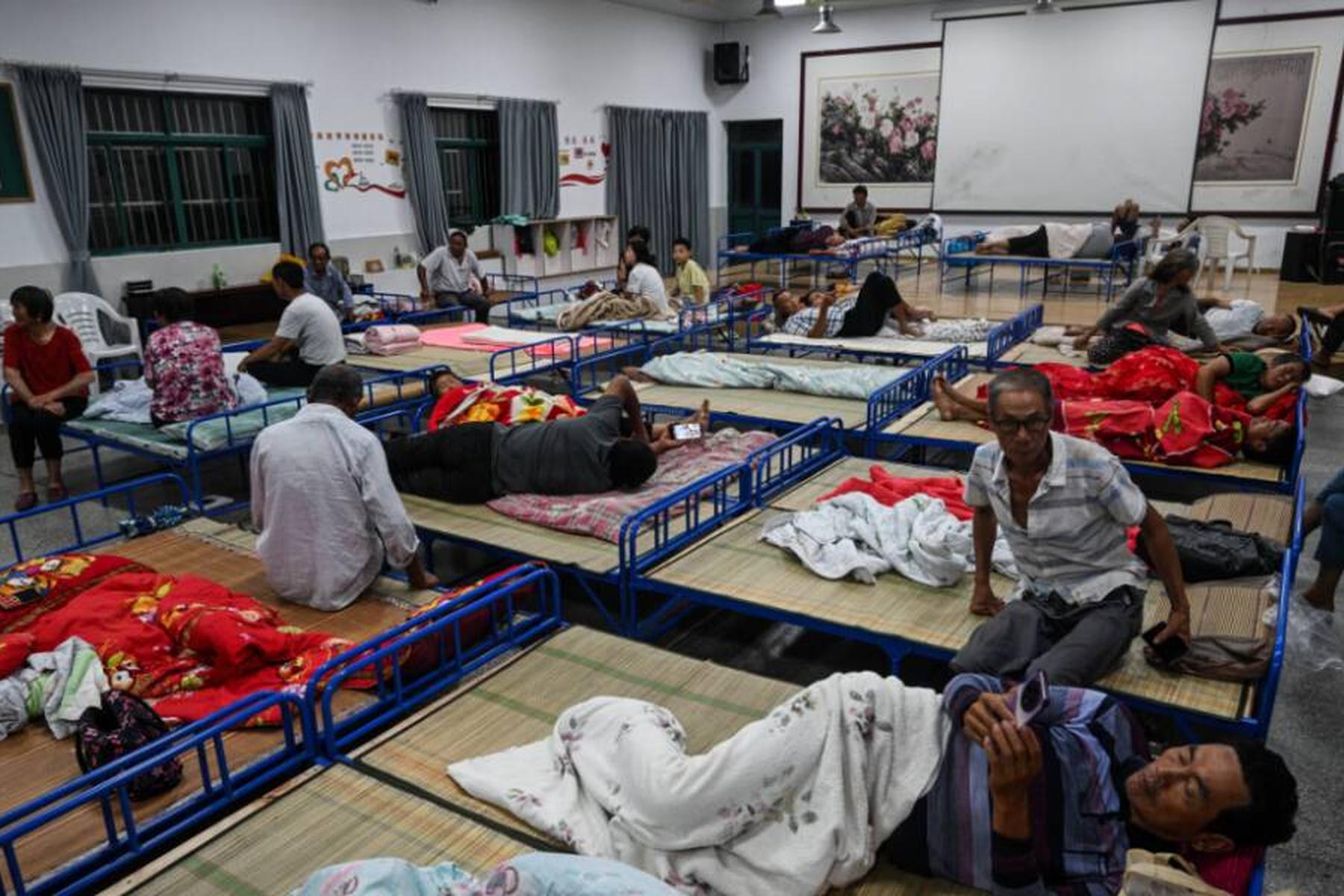 Shanghai: Massenevakuierungen in Shanghai wegen Taifuns "Co-May"