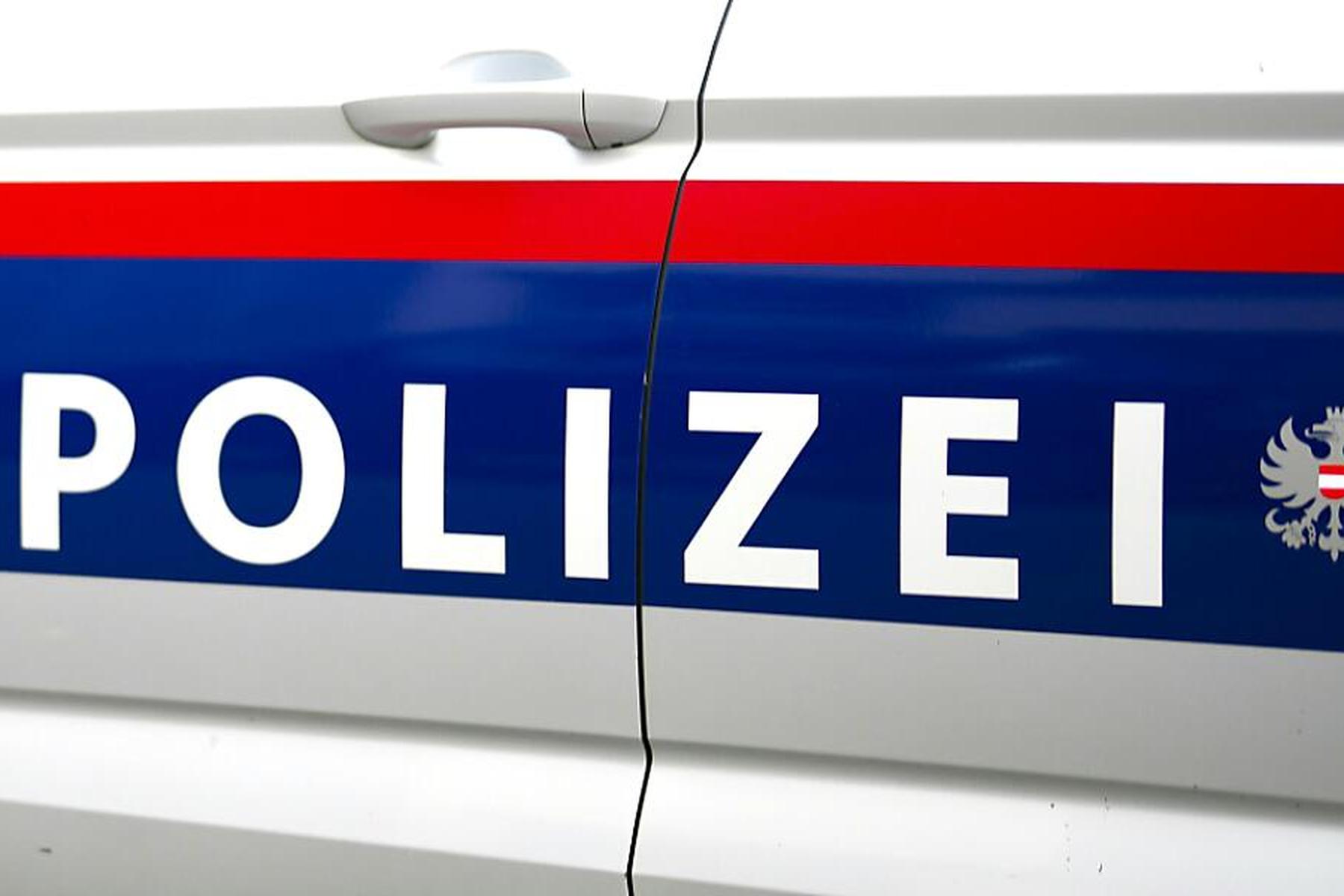 Wien: Bewaffnete Männer überfielen Trafik in Wien