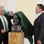 LH Drexler und Schwarzenegger präsentierten das Kunstwerk | LH Drexler und Schwarzenegger präsentierten das Kunstwerk