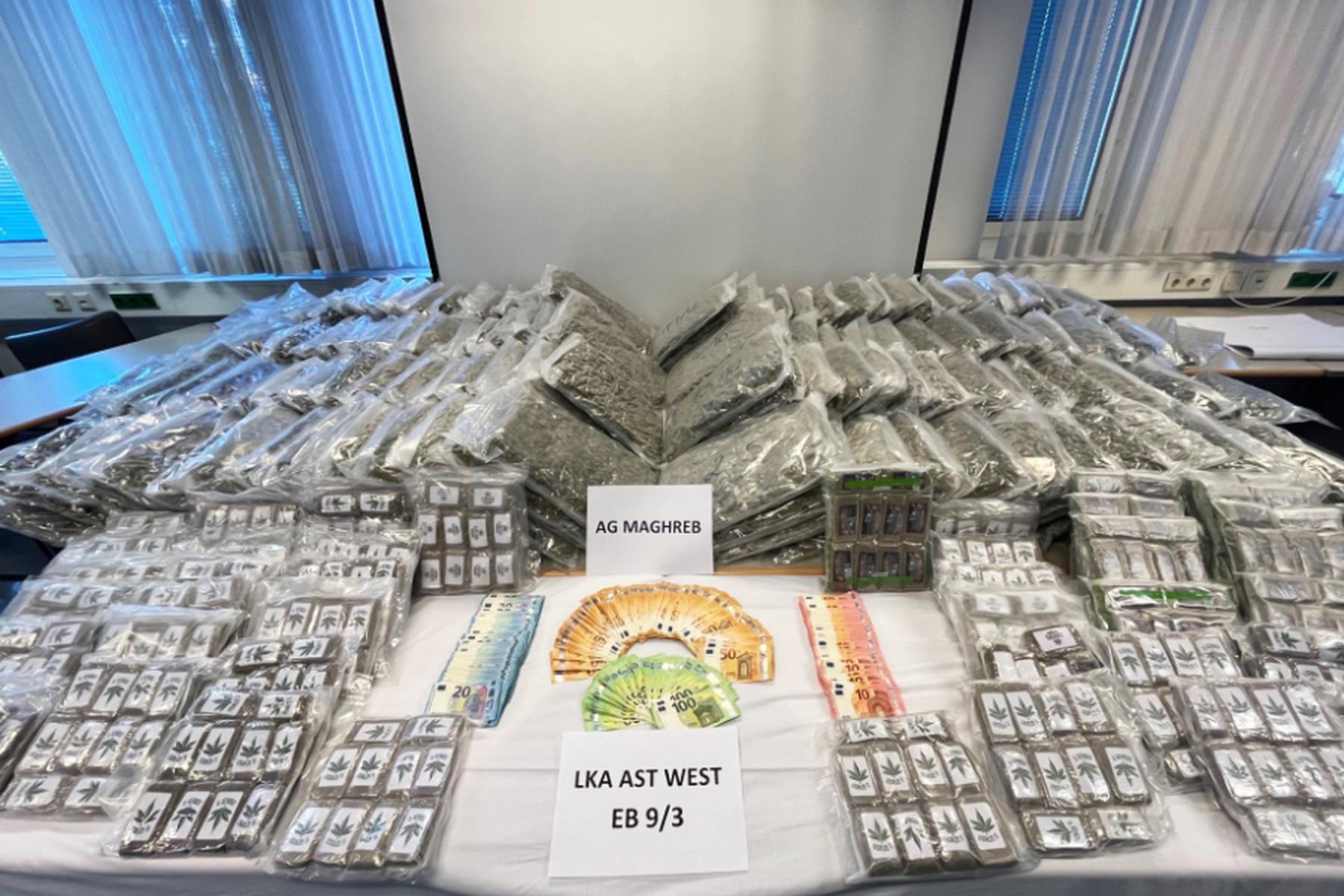Wien: 171 Kilogramm Cannabisprodukte in Fahrzeug in Wien gefunden