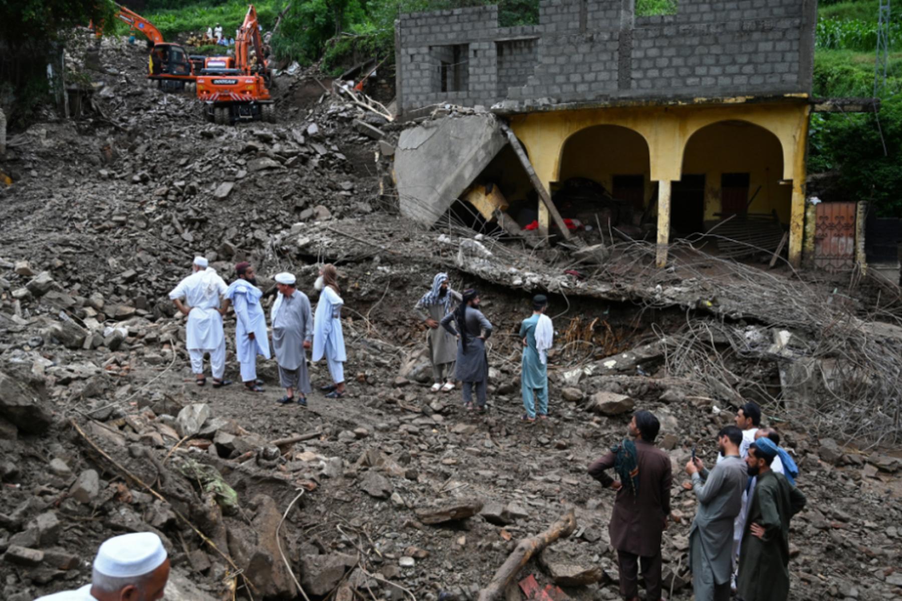 Islamabad: Fast 750 Menschen starben bei Sturzfluten in Pakistan