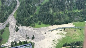 Muren großen Ausmaßes gingen auf die Straße im Kaunertal nieder | Muren großen Ausmaßes gingen auf die Straße im Kaunertal nieder