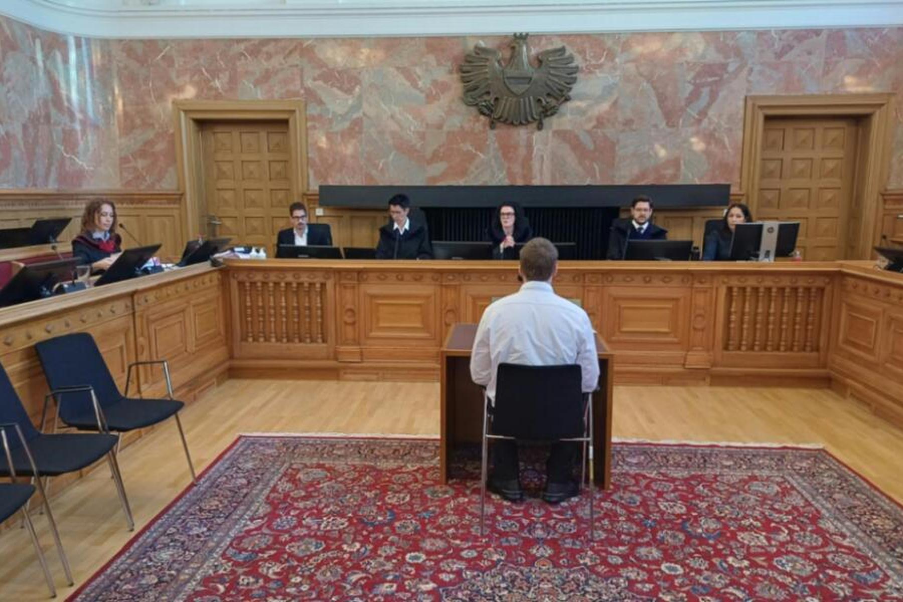 Salzburg: 52-Jähriger von Einbrecher erschlagen: Prozess in Salzburg