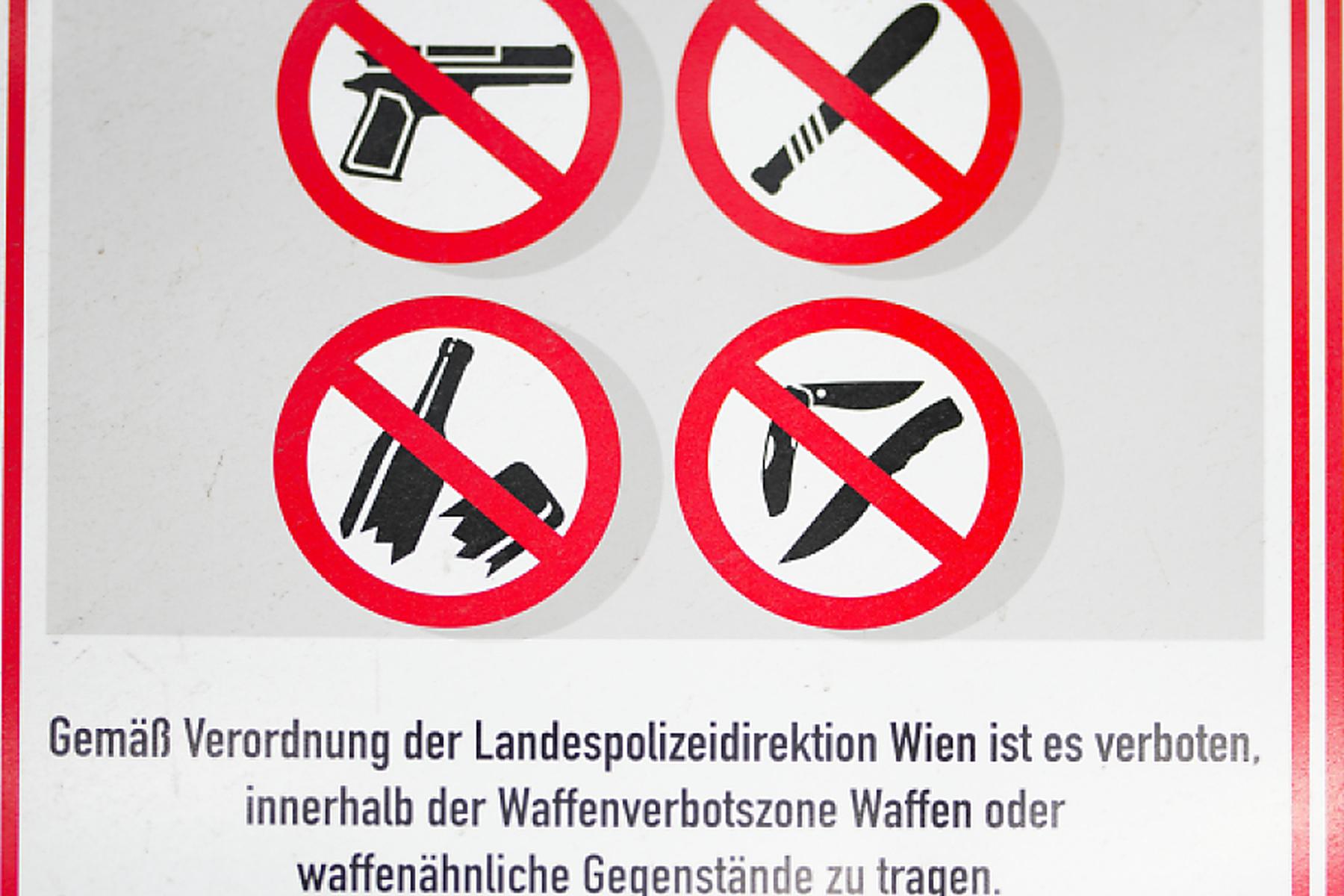 Wien: Mordversuch-Anklage nach Messerangriff auf Wiener Polizisten
