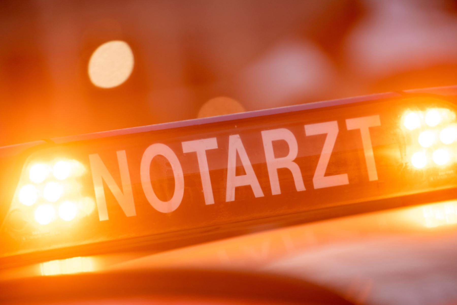 Aurolzmünster: Pkw-Lenker stirbt bei Kollision mit Zug im Innviertel