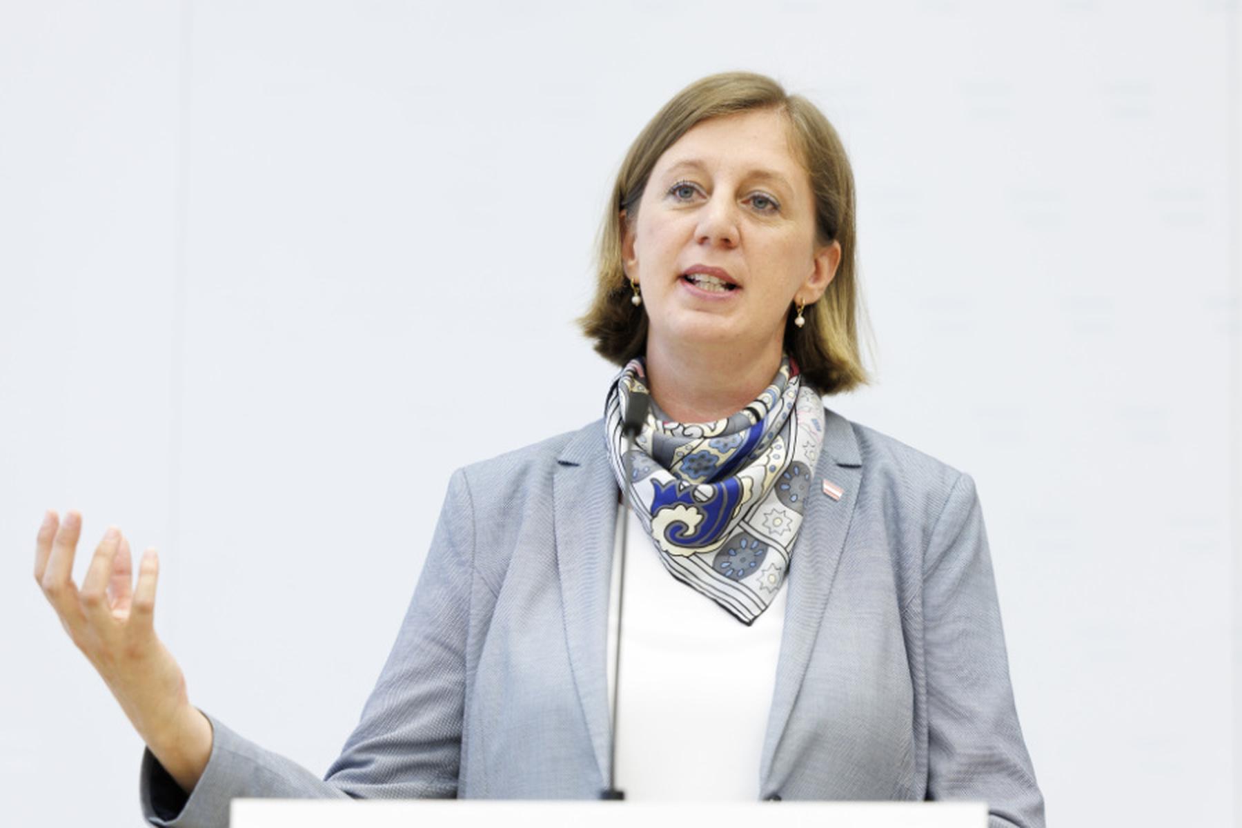 Wien: Österreichs Zoll nimmt 2024 rund 8,2 Milliarden Euro ein