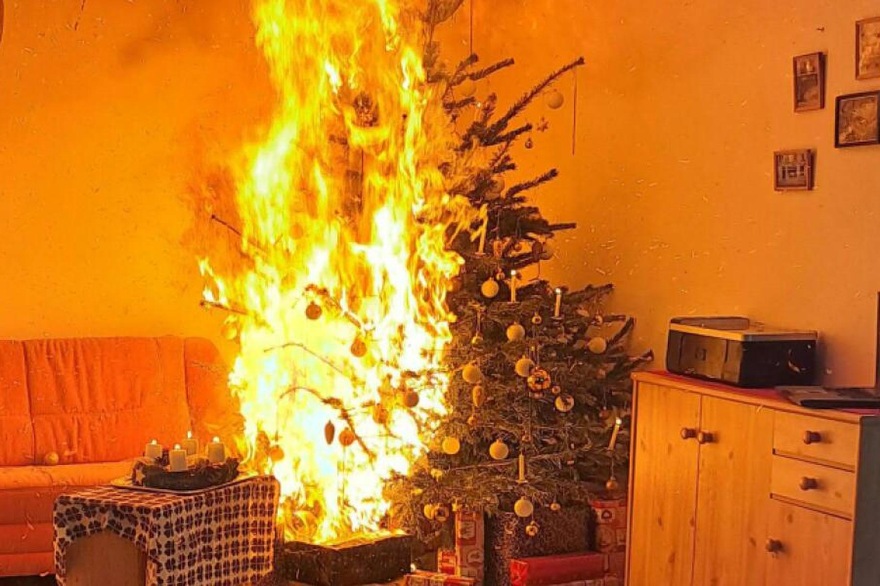 Linz: Weihnachtszeit ist brandgefährlich