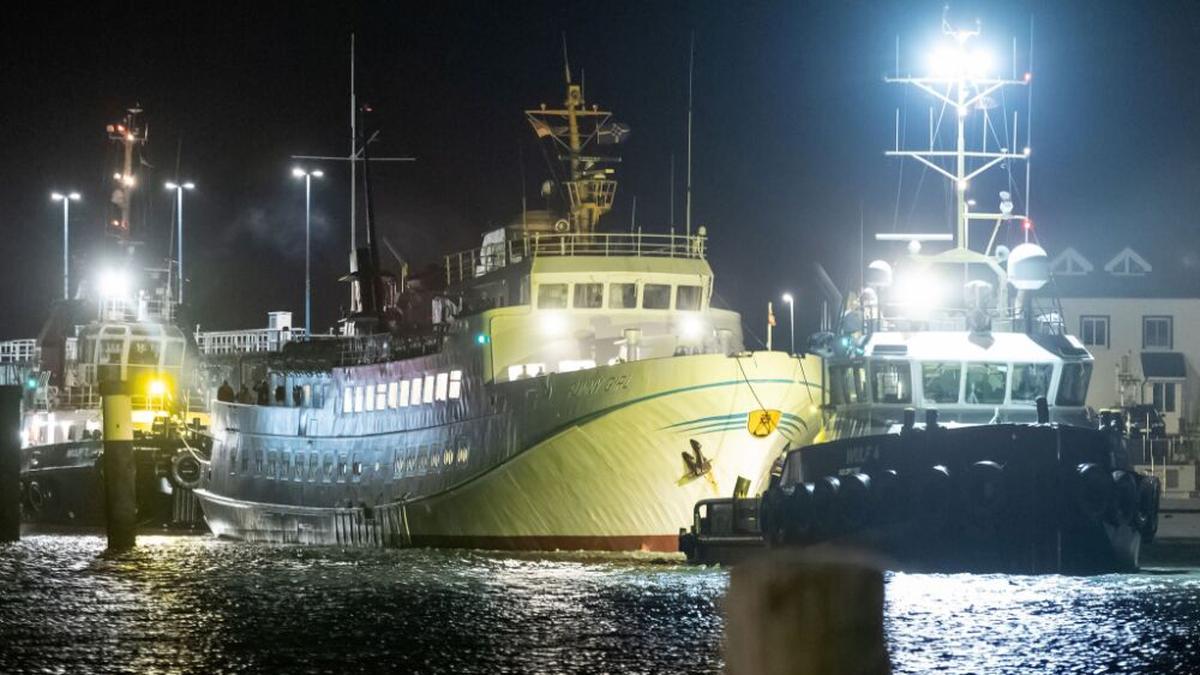 Die „Funny Girl sicher“ zurück im Hafen