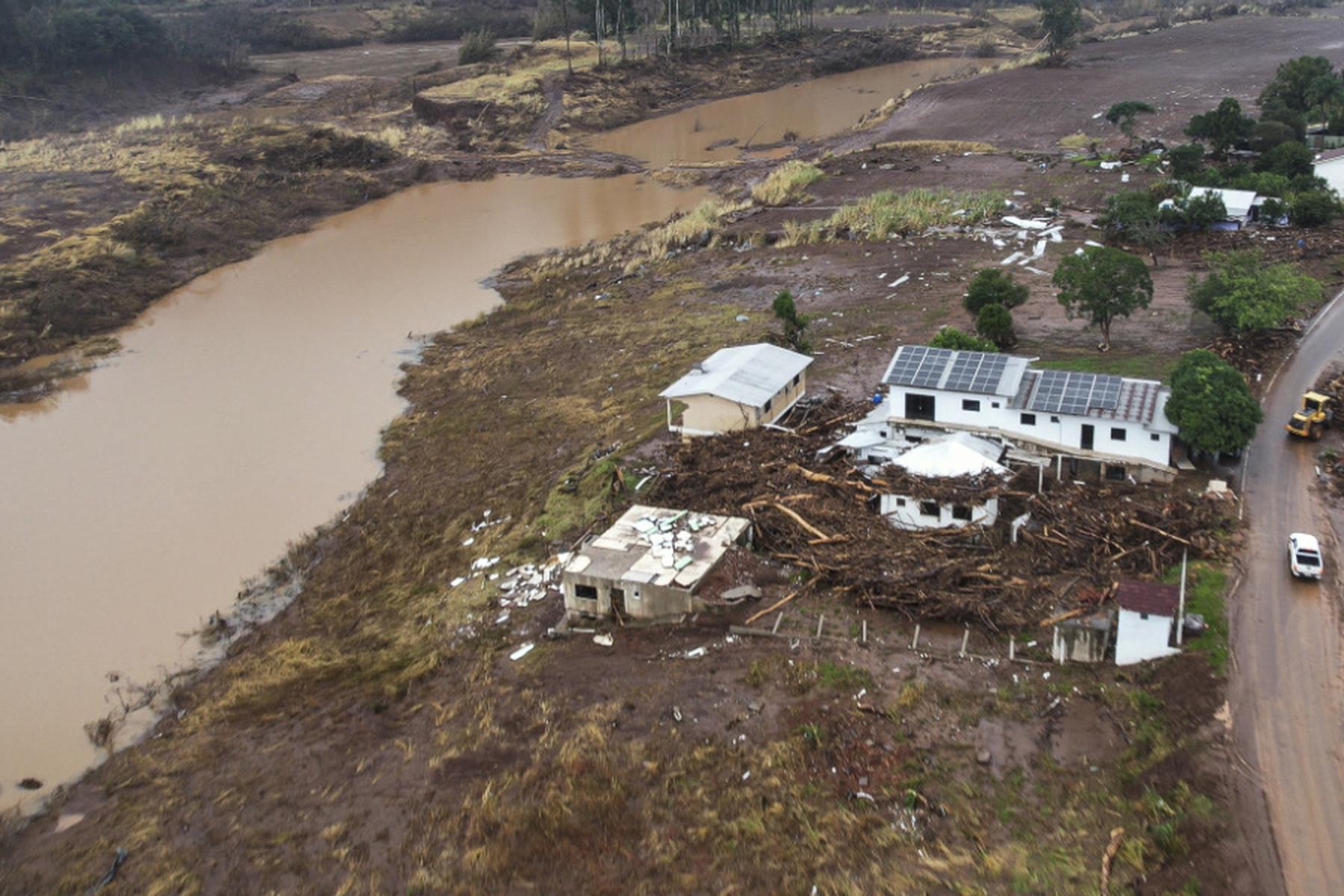 Porto Alegre: Mehr als 120 Tote bei Hochwasser in Brasilien