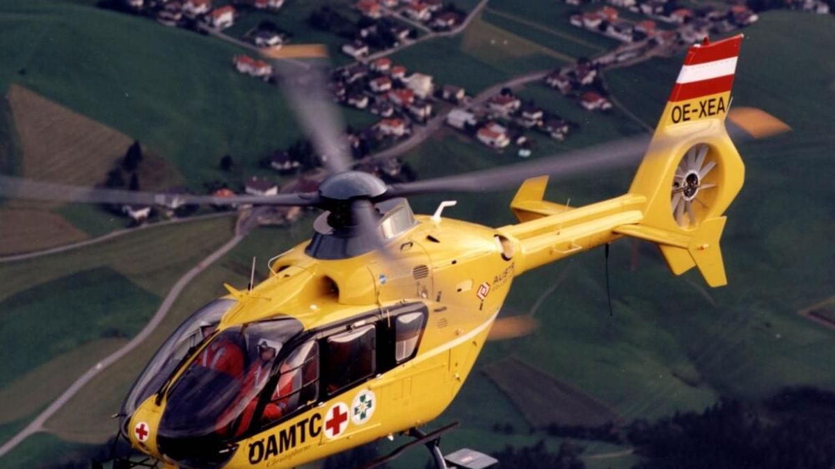 Leiche wurde mit dem Hubschrauber geborgen (Archivbild) | Leiche wurde mit dem Hubschrauber geborgen (Archivbild)