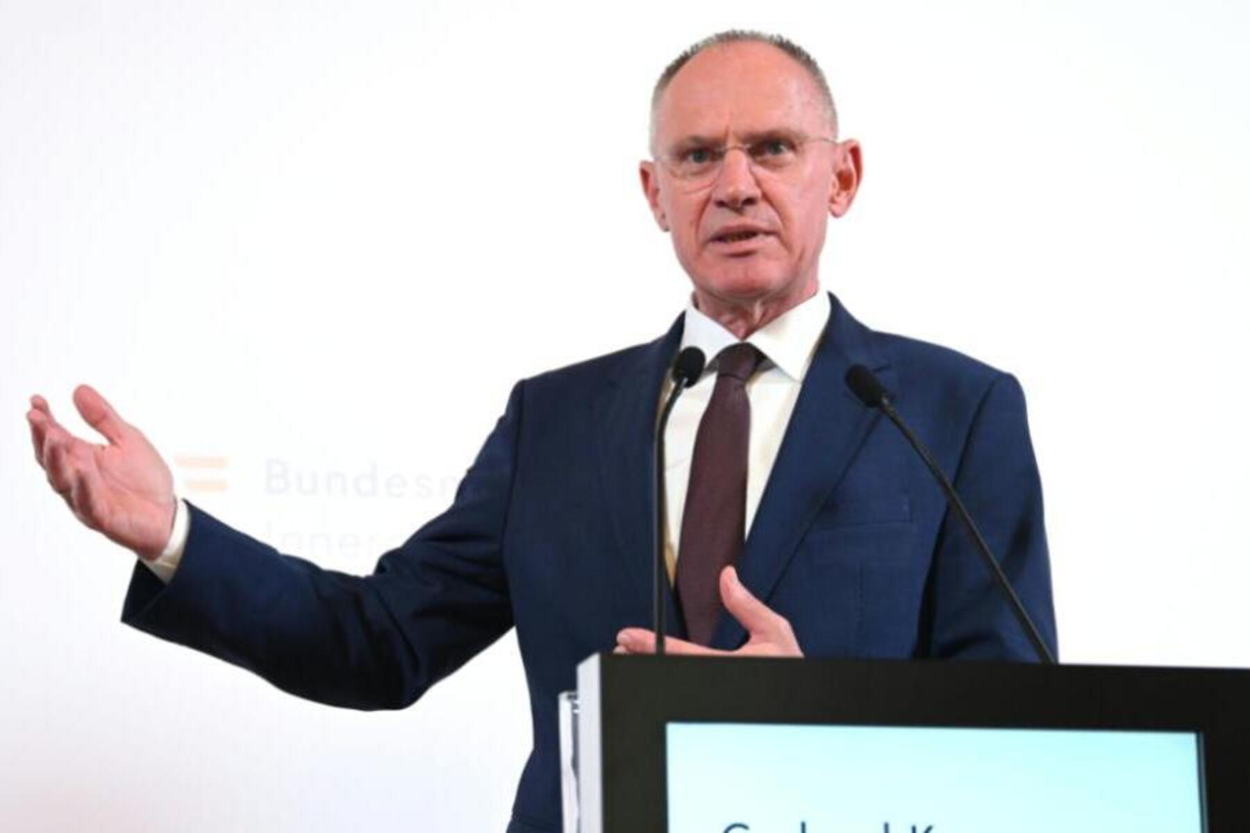 Innenminister: „Unsere Regeln gelten auch für 10-Jährige“