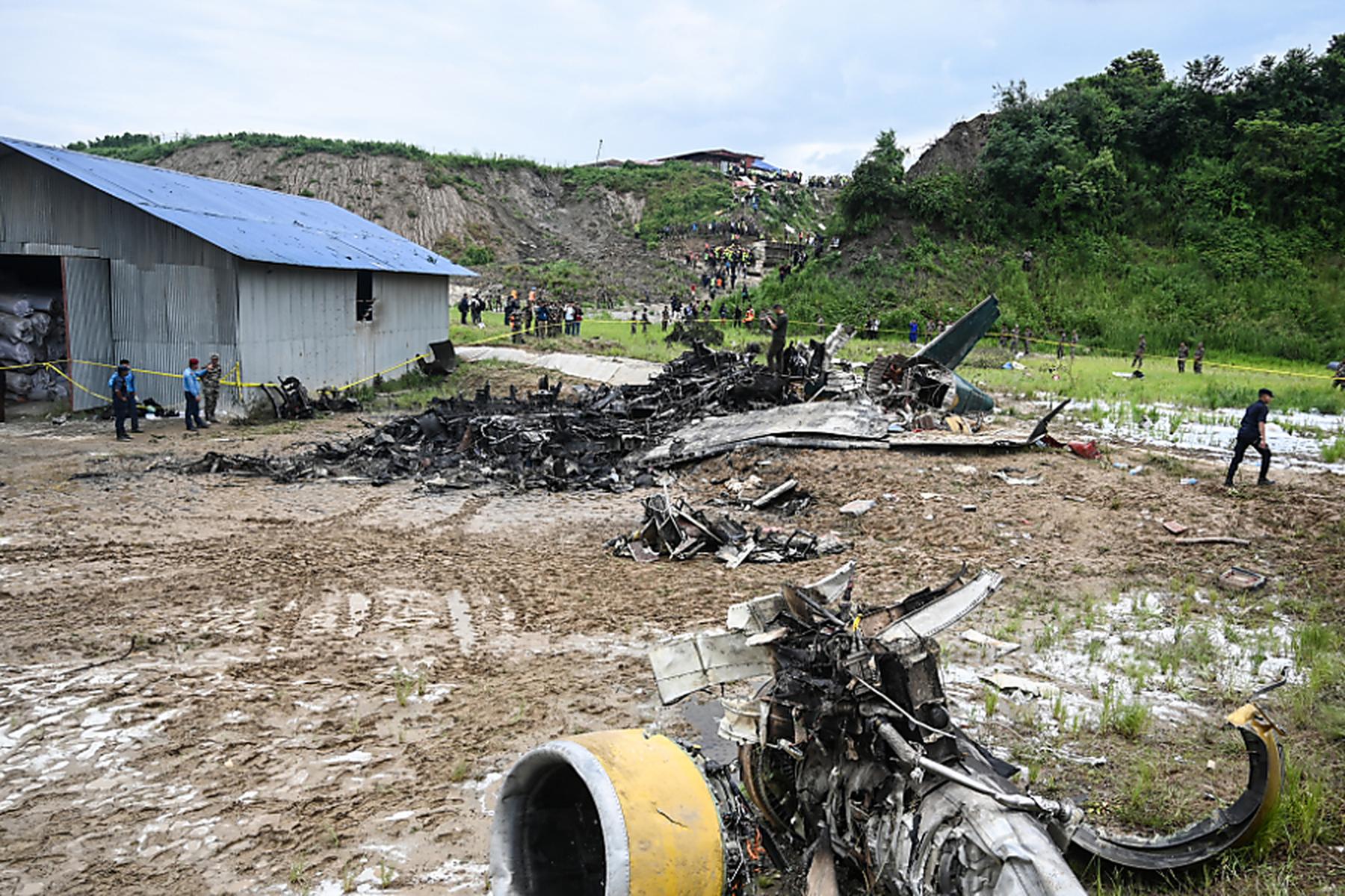 Kathmandu: 18 Tote bei Flugzeugabsturz in Nepal