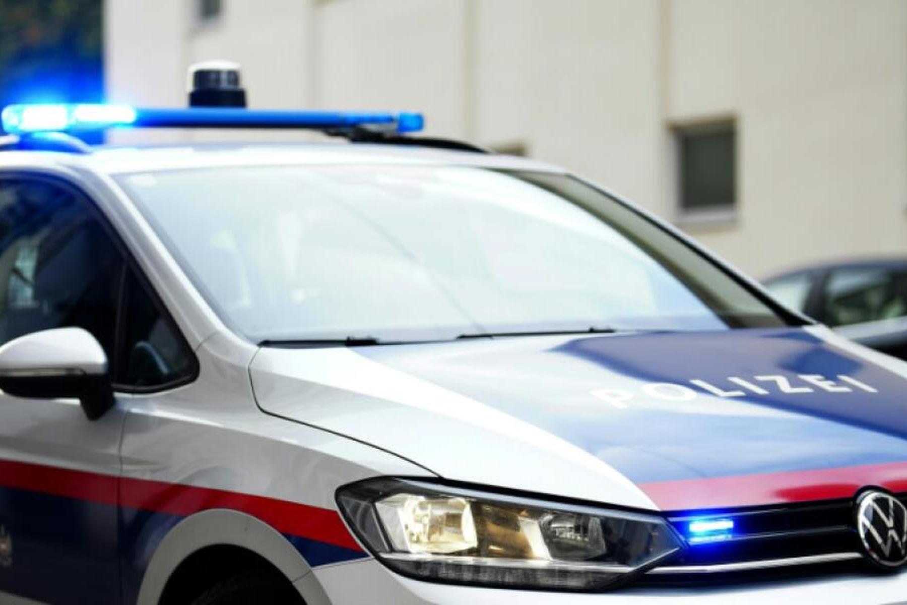 Graz: Polizeiauto kollidierte in Graz mit Pkw
