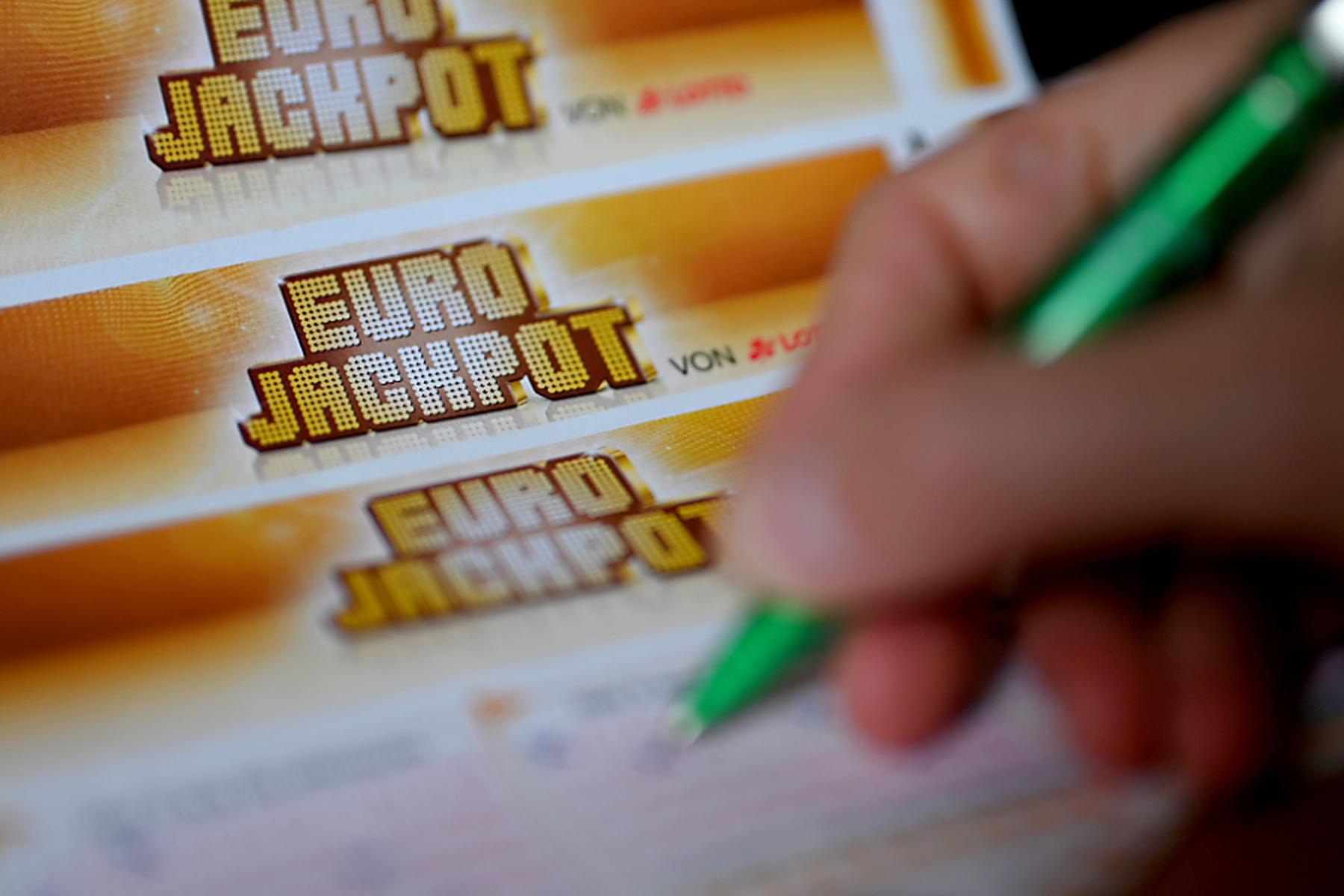 Bad Münstereifel/Münster: Eurojackpot mit 98 Mio. Euro in Deutschland geknackt