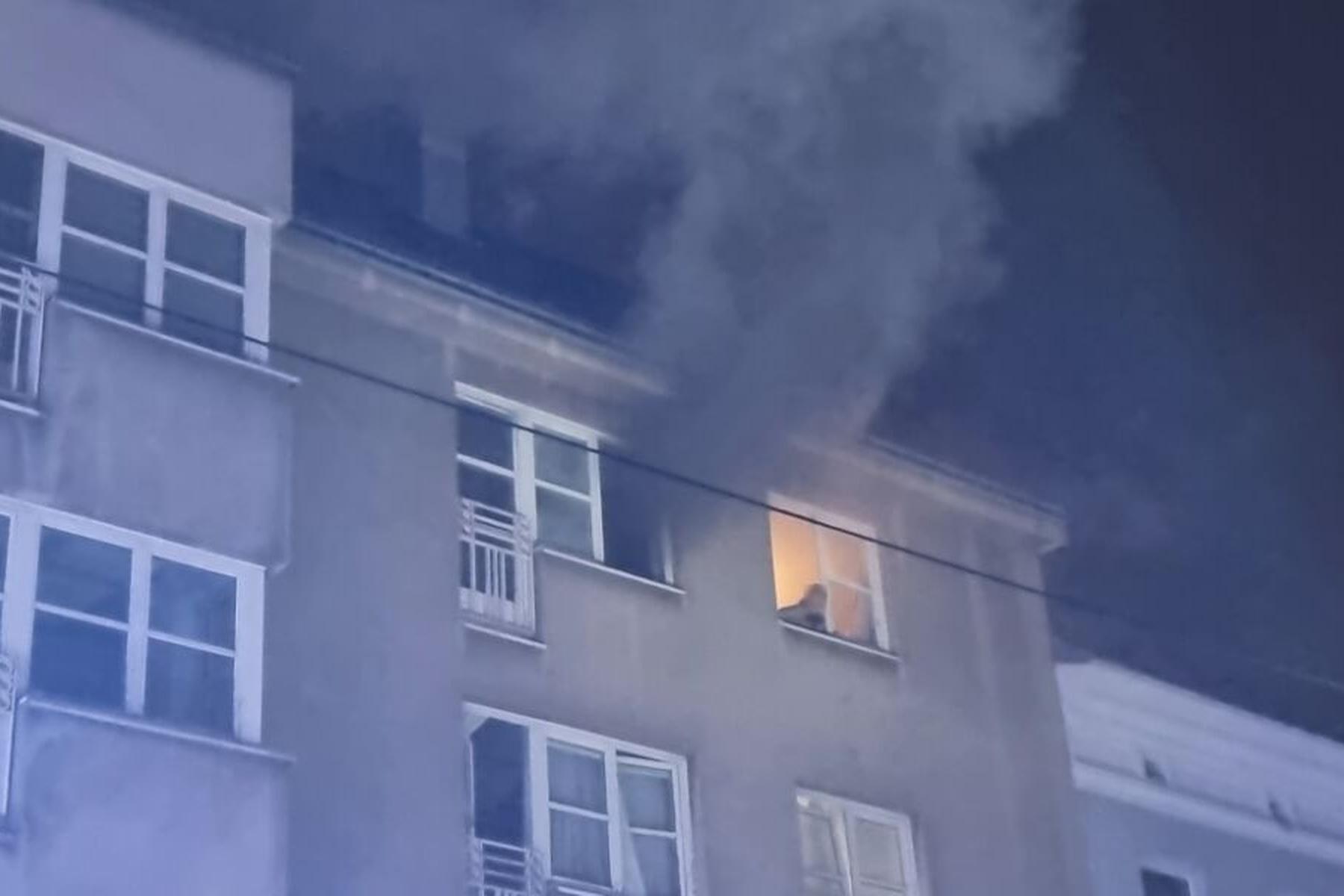 Wien: Mutter mit Kindern aus brennender Wohnung in Wien gerettet