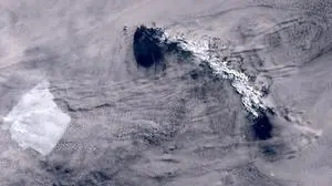 Eisberg ist zum Stehen gekommen | Eisberg ist zum Stehen gekommen