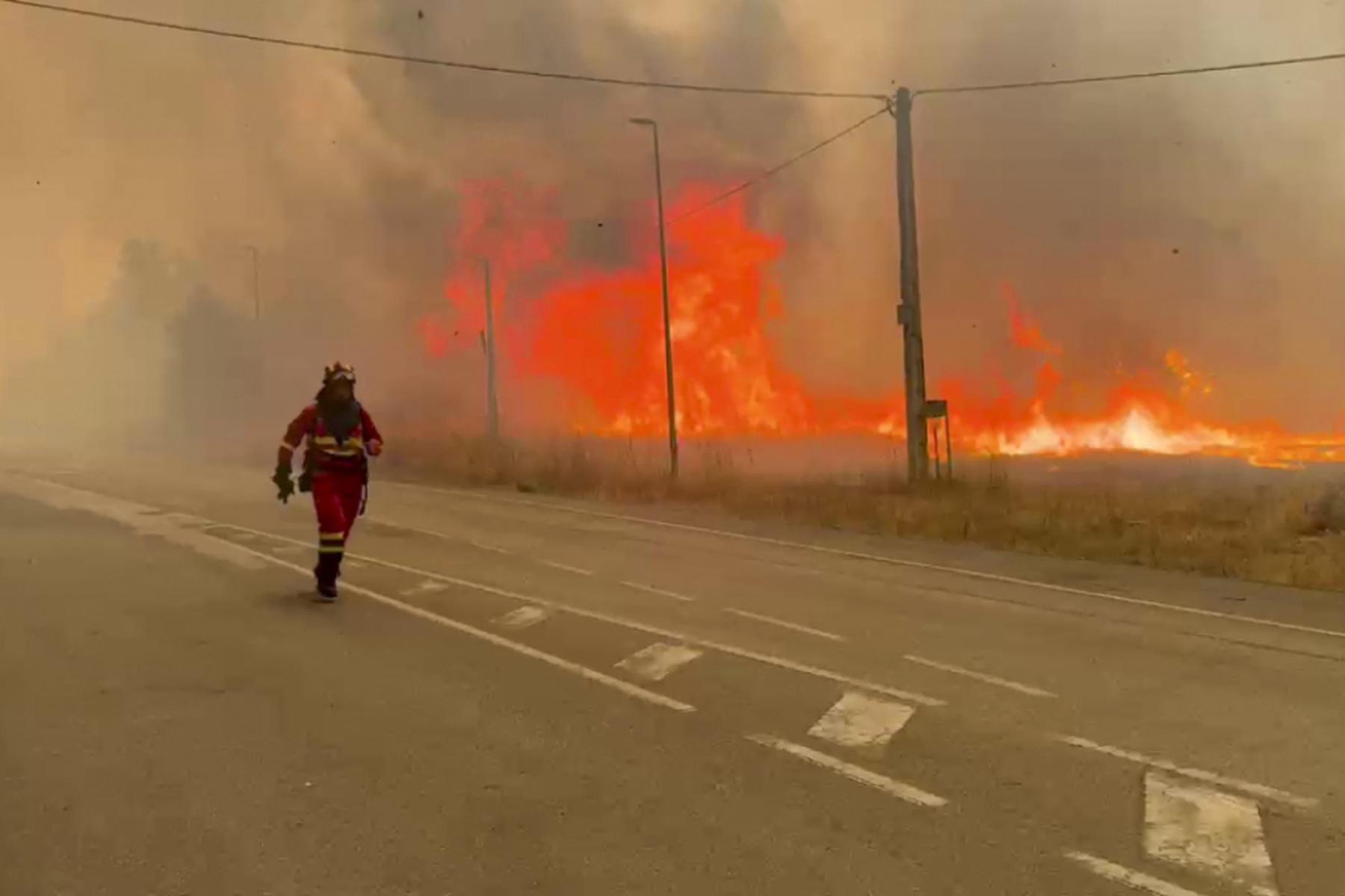 Madrid: Ein Toter bei Waldbränden im Norden von Madrid