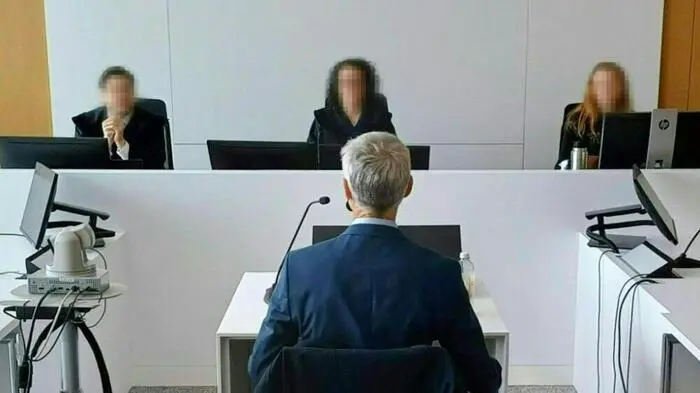 Der Angeklagte stritt am Beginn des Prozesses alle Vorwürfe ab | Der Angeklagte stritt am Beginn des Prozesses alle Vorwürfe ab