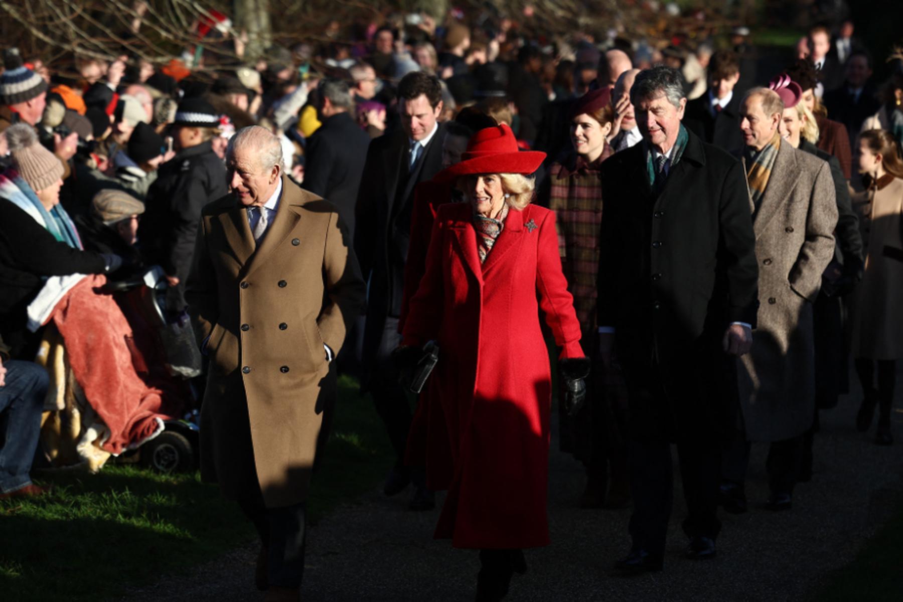 London/Sandringham: Gottesdienst der britischen Royals mit Töchtern von Andrew