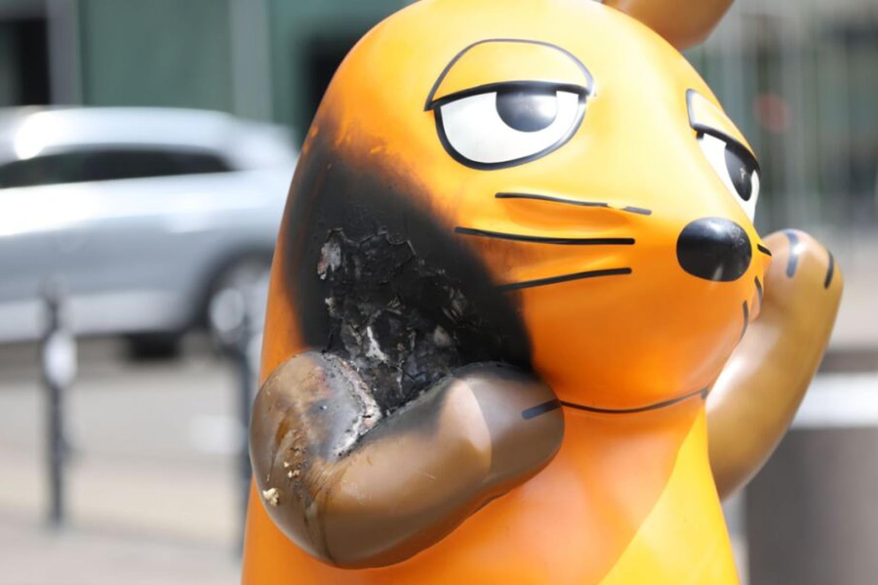 Köln: Brandanschlag auf Maus-Figur in Köln