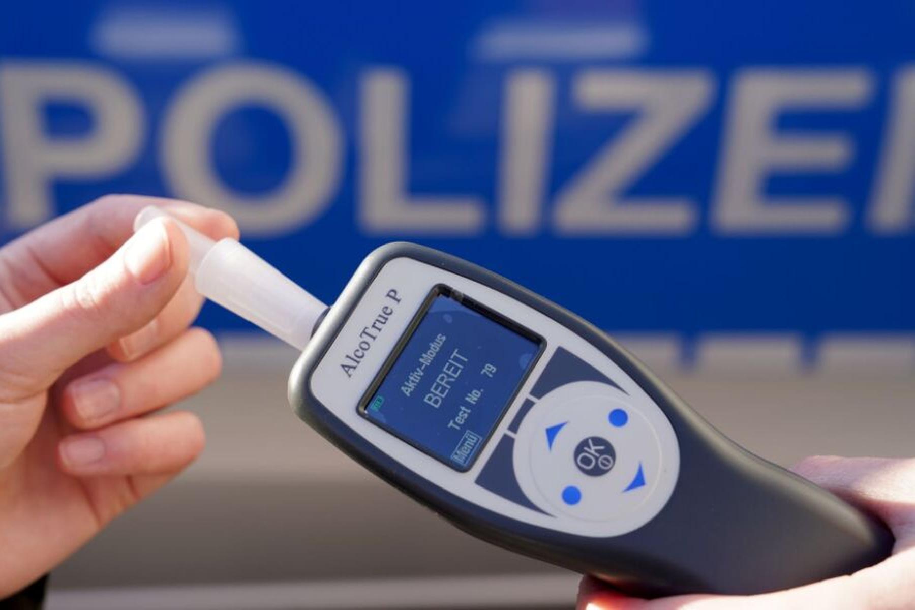 Wien: Betrunkene trat nach Streit mit Partner einen Polizisten