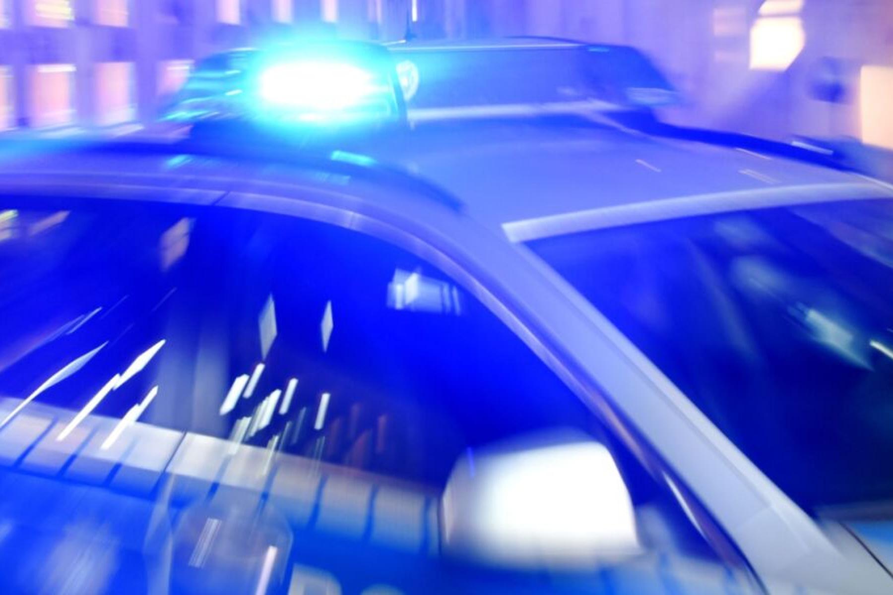 Wiesbaden/Wien: Deutsche Polizei führte Razzia gegen Bombendroher durch