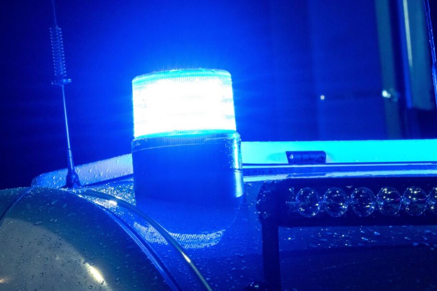 Polizei ermittelt: Toter Säugling im Hafengebiet von Bremen im Müll entdeckt