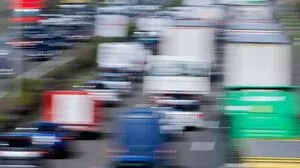 Es ist viel los auf den Straßen | Es ist viel los auf den Straßen