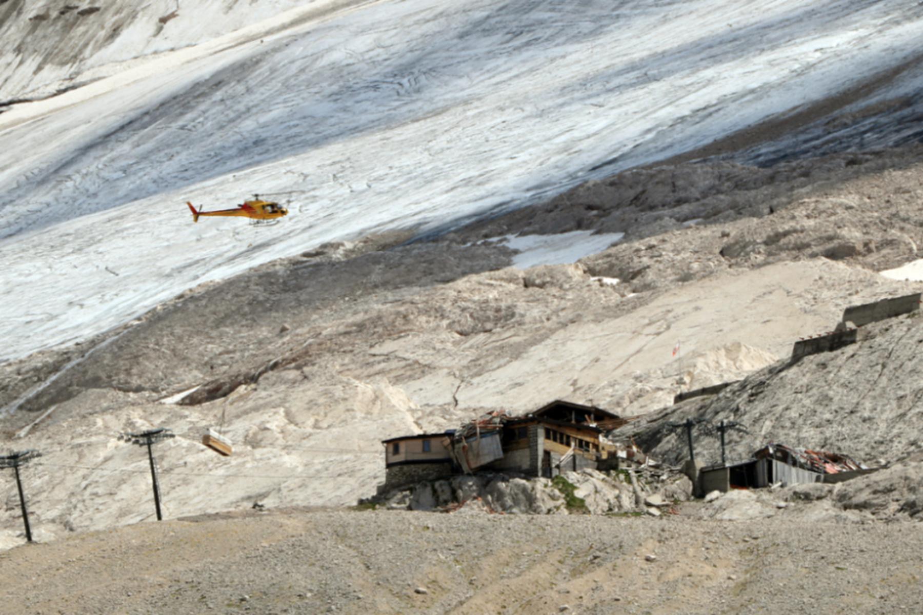 Rom: Marmolata-Gletscher in den Dolomiten auf dem Rückzug