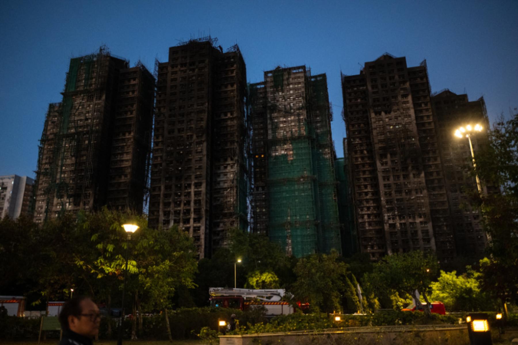 Hongkong: Wohnhaus-Großbrand in Hongkong: Opferzahl steigt auf 151