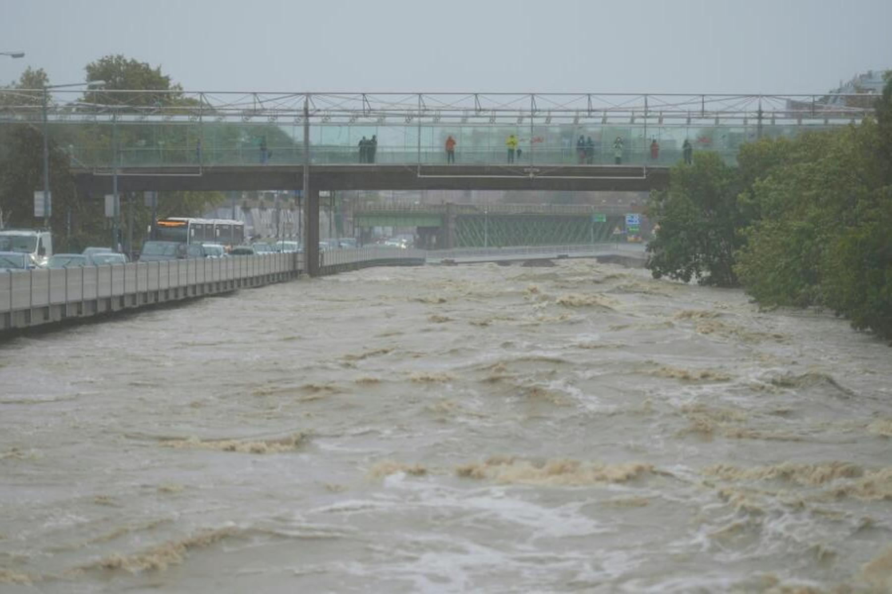 Wien: Wien baut Hochwasserschutz am Wienfluss aus