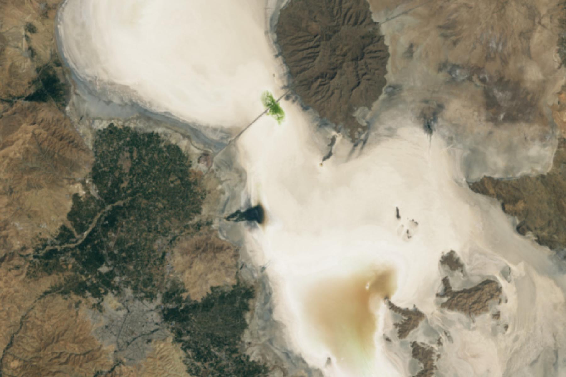 Teheran: Cloud Seeding gegen Dürre im Iran