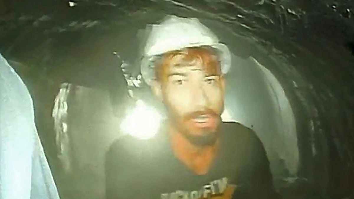 Die 41 Männer sind seit zehn Tagen abgeschnitten | 41 Männer sind unter Tage gefangen. Mittlerweile haben sie ihre erste warme Mahlzeit bekommen