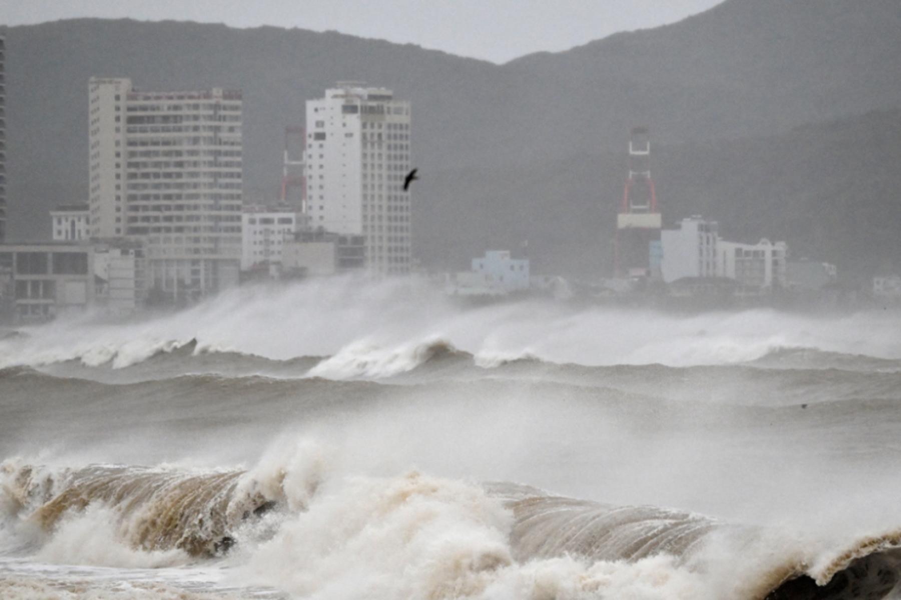 Hanoi/Manila: Taifun "Kalmaegi": Zerstörung auf Philippinen und Vietnam