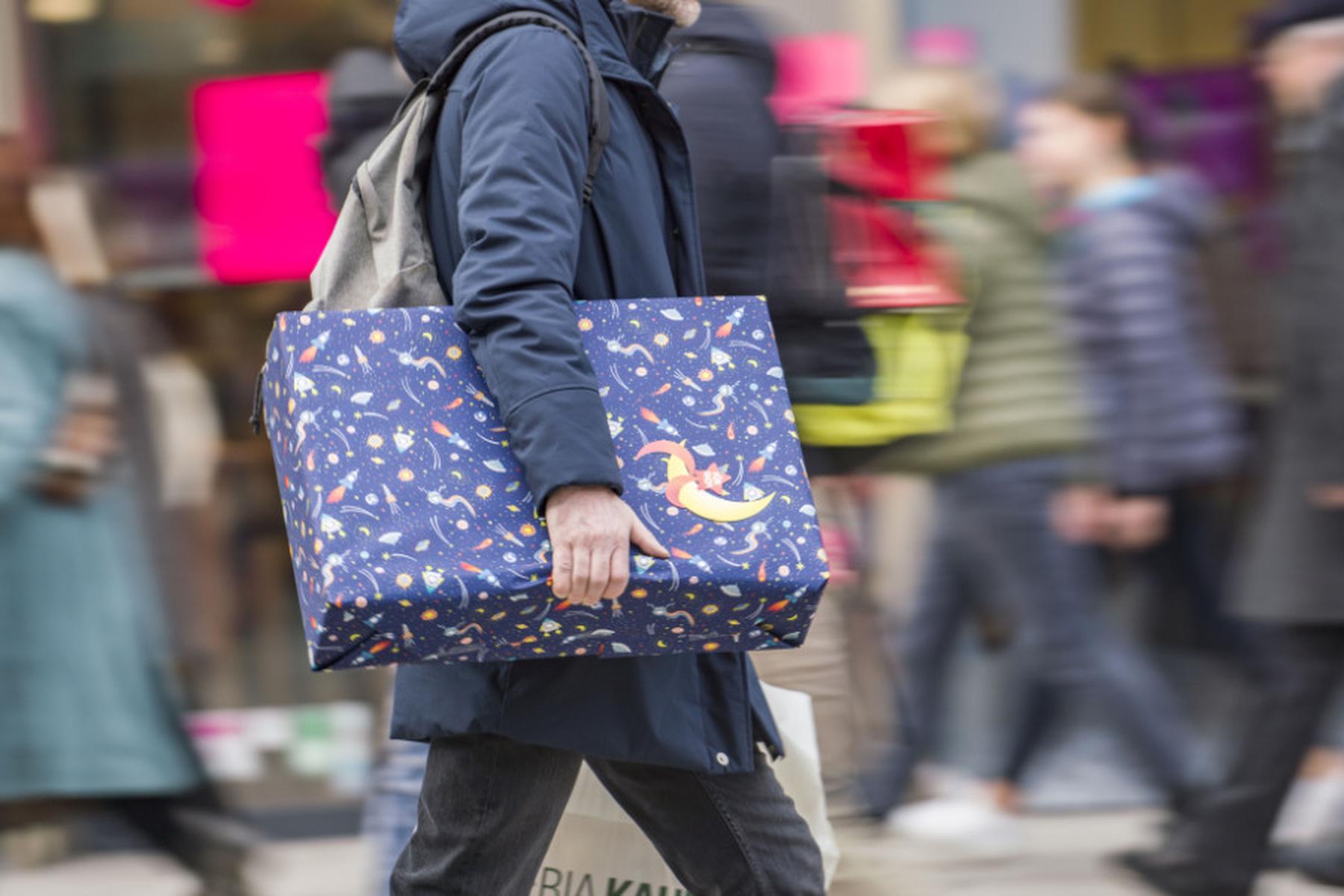 Božični nakupi v Avstriji razveseljujejo več kot polovico prebivalcev