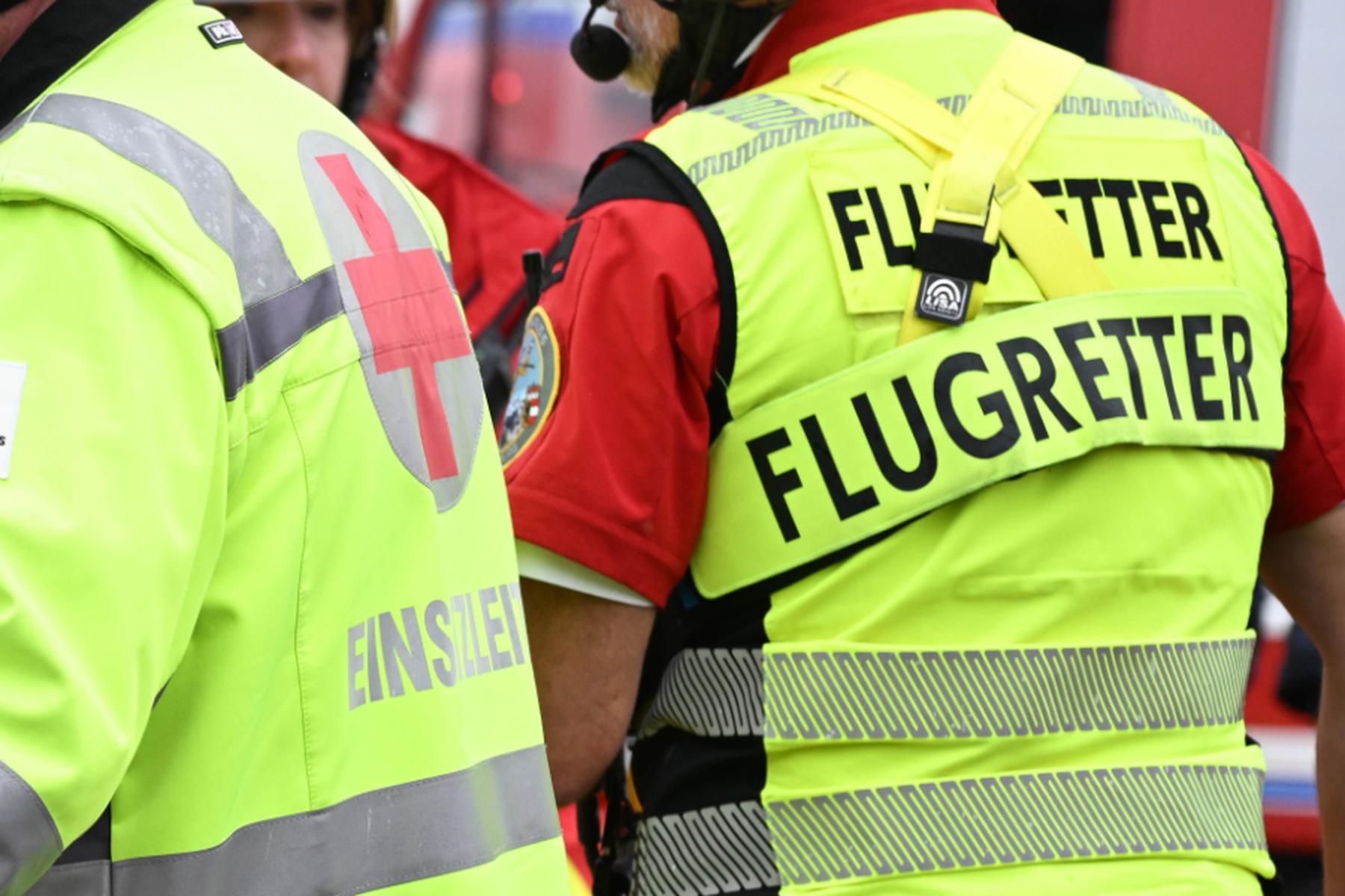 Bergland: Eine Tote und zwei Verletzte nach Autounfall in NÖ