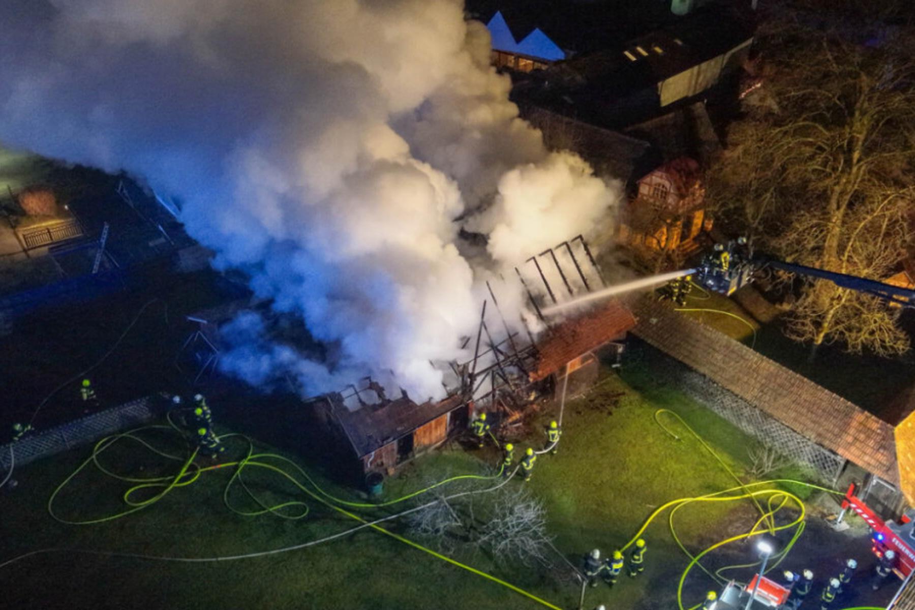 Riedlingsdorf: Wirtschaftsgebäude stand im Südburgenland in Flammen