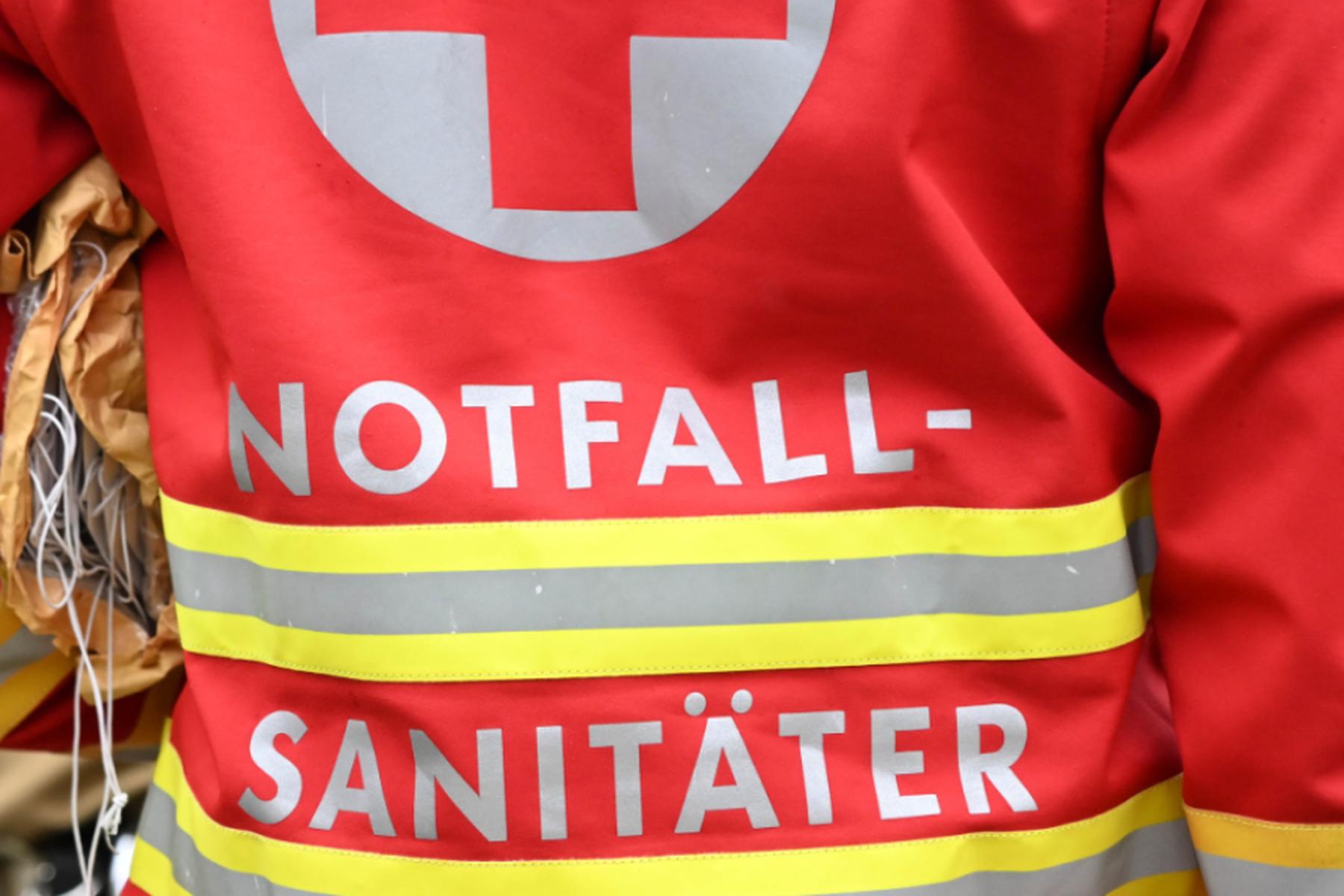 Baumkirchen: Jugendlicher bei Unfall mit Moped in Tirol schwer verletzt