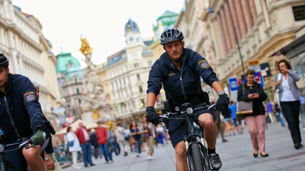 Passant borgte Beamten sein Bike (Symbolfoto) | Passant borgte Beamten sein Bike (Symbolfoto)