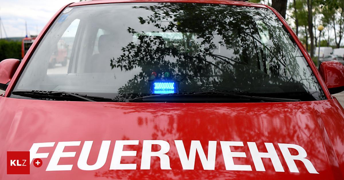 Seiersberg-Pirka-Bei-Rot-Auto-prallte-gegen-vorbeifahrenden-Zug