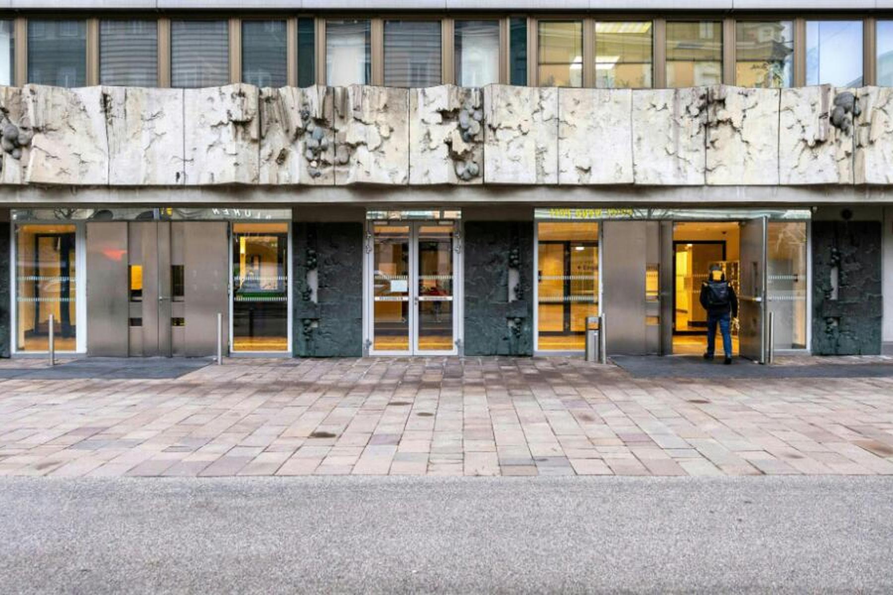 Innsbruck: Patient nach Fixierung in Psychiatrie tot - Ermittlungen