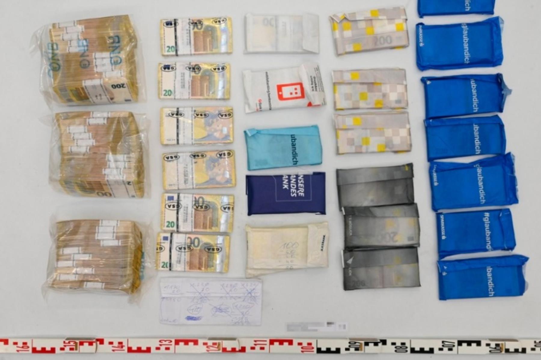 Wien/Maria Enzersdorf: "Schamanin"-Angehörige wegen Millionenbetrugs vor Gericht