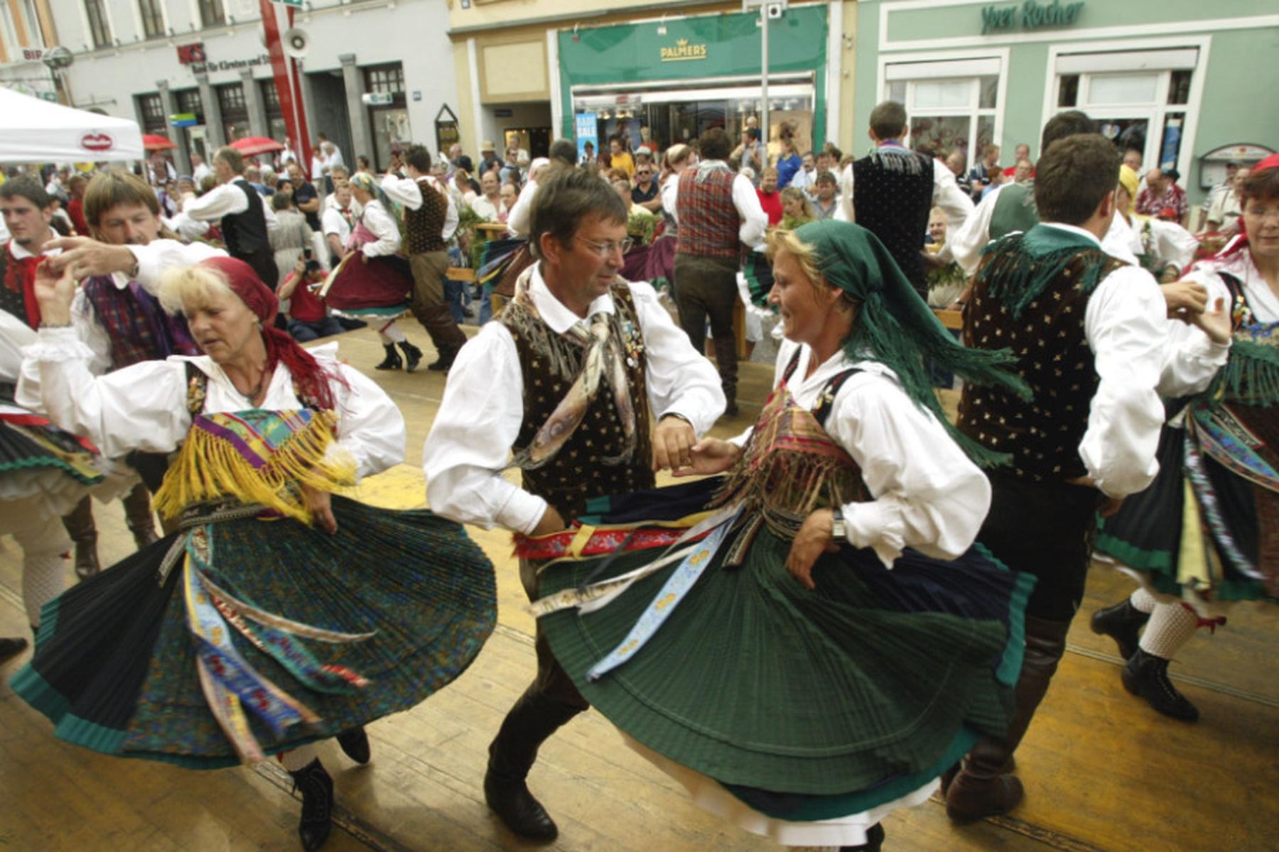 Villach: 32-Jähriger am Villacher Kirchtag schwer verletzt