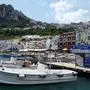 Der Hafen der Insel Capri im Golf von Neapel | Der Hafen der Insel Capri im Golf von Neapel