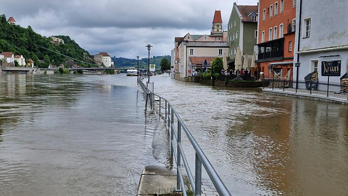 In Passau überschritt die Donau die 9-Meter-Marke | In Passau überschritt die Donau die 9-Meter-Marke