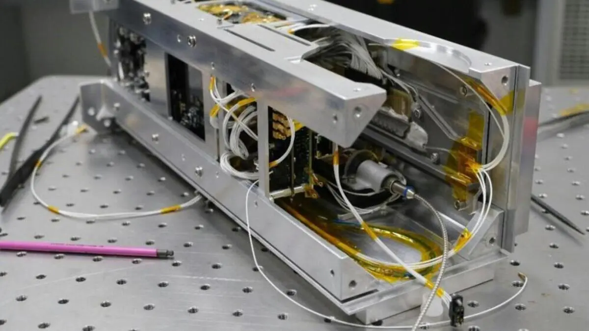 Das Innenleben des Quantencomputers während der Montage | Das Innenleben des Quantencomputers während der Montage