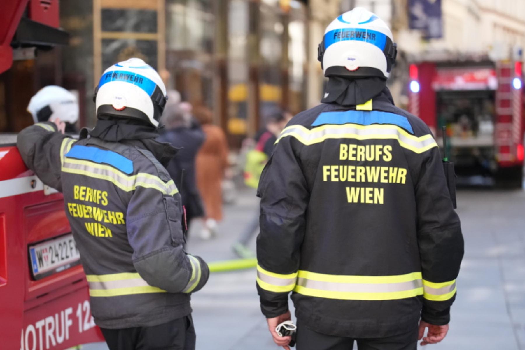 Wien: Elf Menschen bei Zimmerbrand in Wien-Landstraße evakuiert